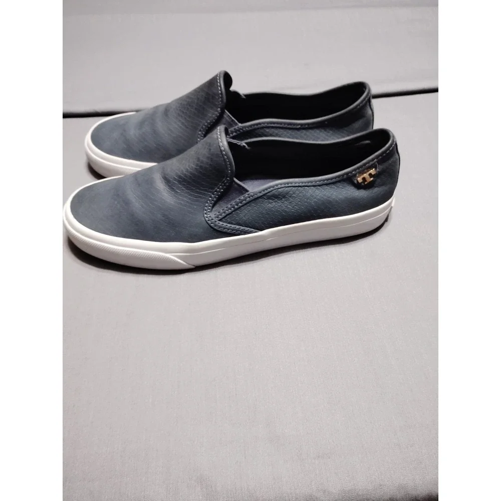 EUC Tory Burch Floyd Snakeskin Embossed Women 8 Blue Slip On Boho Sneakers Shoes